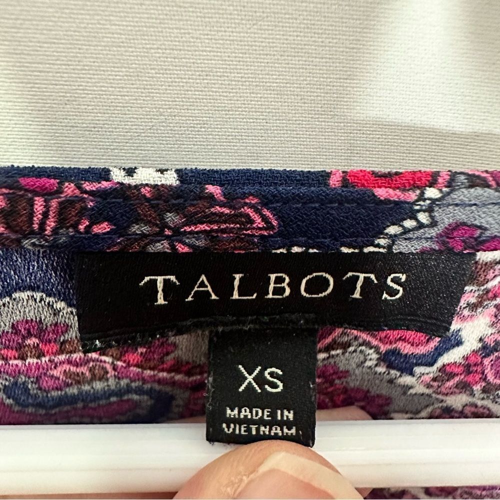 Talbots‎ XS or Small Top - Picture 3 of 5